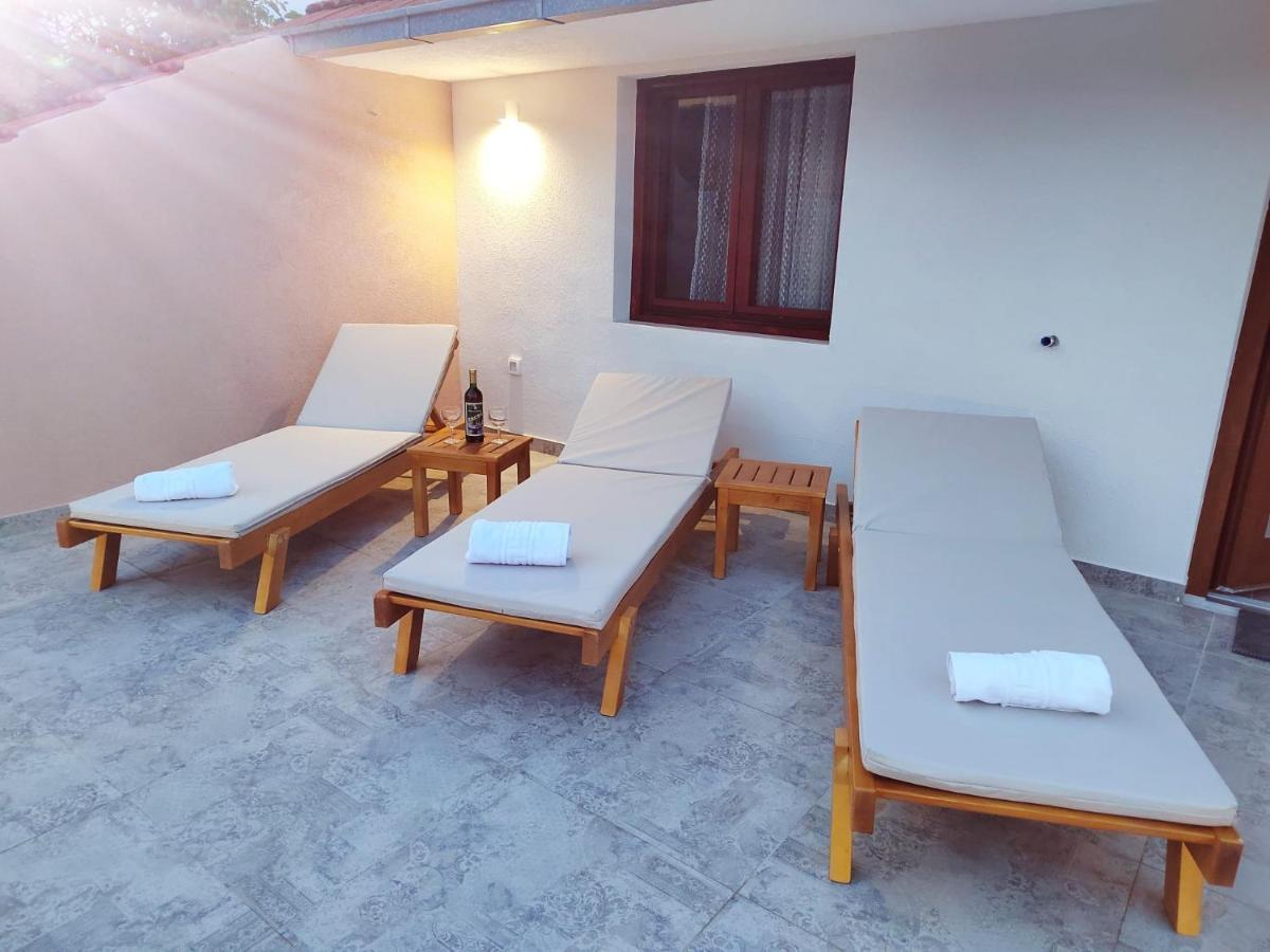 Maris Apartment Vodenjak Luaran gambar